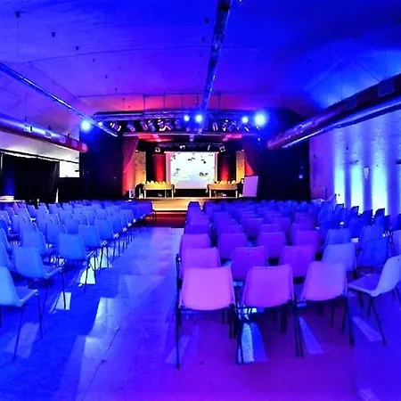 מלון דירות Villaggio Olimpico